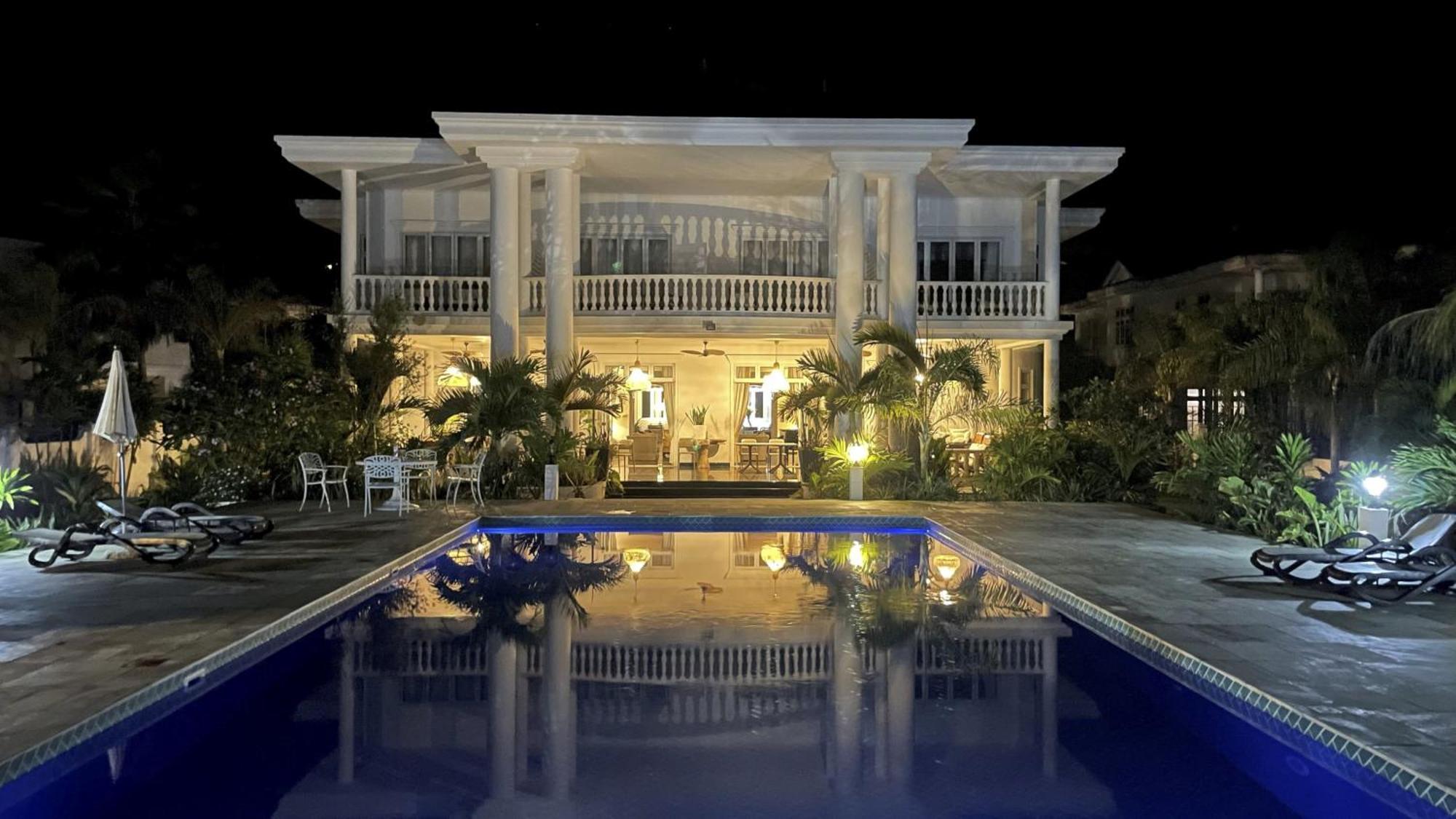 Chateau Elysium Beau Vallon  Exterior photo